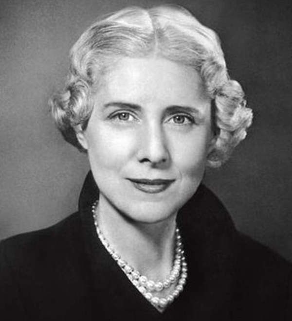 Clare Booth Luce wrote the hit comedy The Women, which Agate, contrary to other critics, thought more than merely amusing.