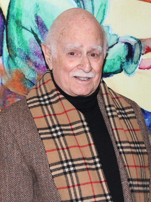 Bernie Passeltiner completes the cast as Howard&#39;s Father.