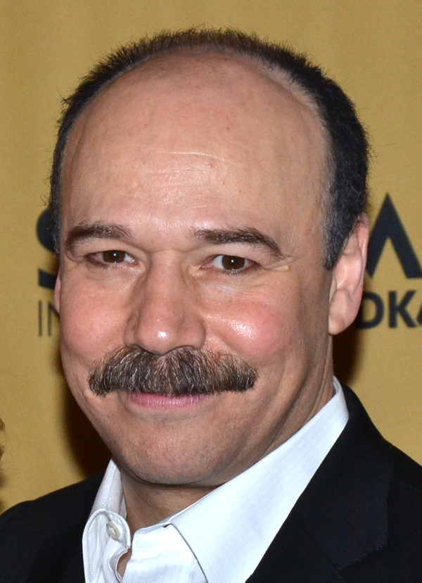 Danny Burstein will star in the Broadway revival of Fiddler on the Roof, opening January 10, 2016.