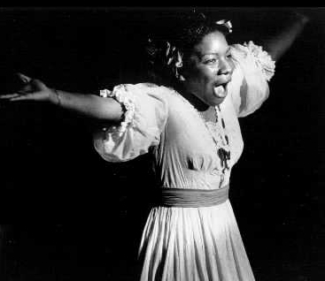 Stephanie Mills, the original Dorothy of The Wiz, will star in the upcoming live television broadcast of the musical on December 3.