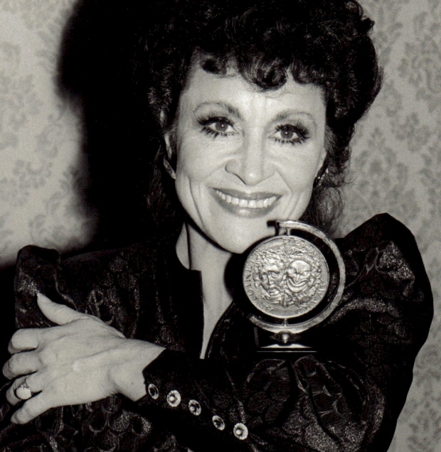 Rivera holding her first Tony Award for The Rink after the 1984 ceremony.