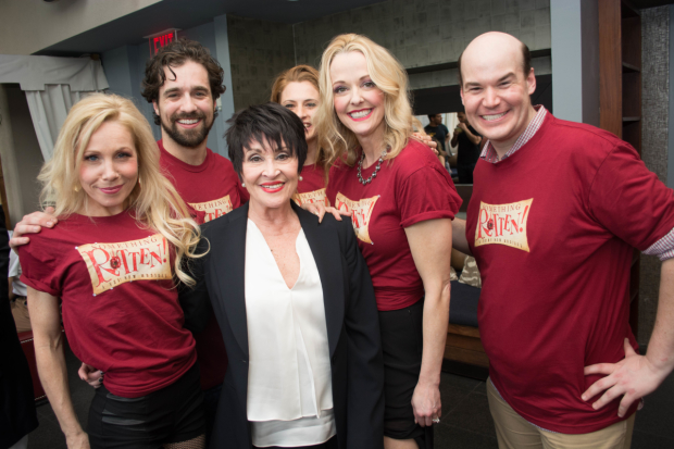 Chita Rivera poses with gypsies from Broadway&#39;s Something Rotten!