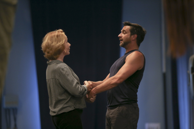 Kate Burton and Raúl Esparza share a Cymbeline moment in rehearsal.