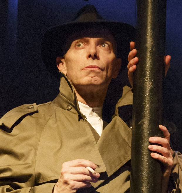 Arnie Burton as &quot;Clown #2&quot; in 39 Steps at the Union Square Theatre.