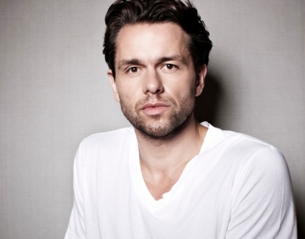 Julian Ovenden replaces Steven Pasquale in The New York Pops concert My Favorite Things: The Songs of Rodgers and Hammerstein.