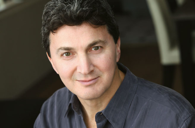 Paul Binotto will star as Nathan Detroit in Olney Theatre Center&#39;s production of Guys and Dolls.