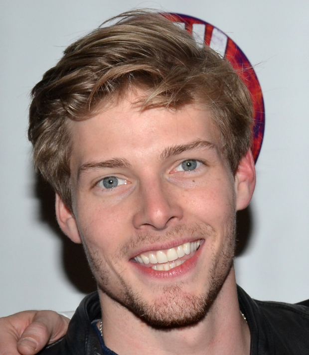 Hunter Parrish will return to the New York stage to play Frederick in MasterVoices&#39; upcoming concert production of The Pirates of Penzance.