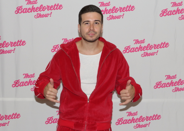 Jersey Shore&#39;s Vinny Guadagnino is now performing with the cast of That Bachelorette Show! at the Copacabana Times Square. 