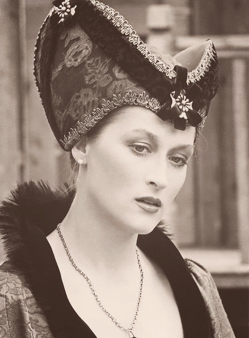 Meryl Streep played the French princess Catherine in  the New York Shakespeare Festival&#39;s 1976 production of Henry V. Catherine&#39;s first &quot;English lesson&quot; scene might prove ticklish for its Oregon Shakespeare Festival translator.