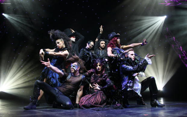 The cast of The Illusionists &mdash; Live on Broadway.
