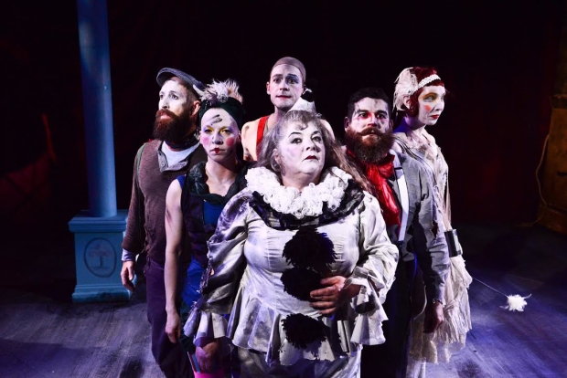 Jay Torrence, Leah Urzendowski, Ryan Walters, Pam Chermansky, Anthony Courser, and Molly Plunk in The Ruffians' production of Burning Bluebeard.