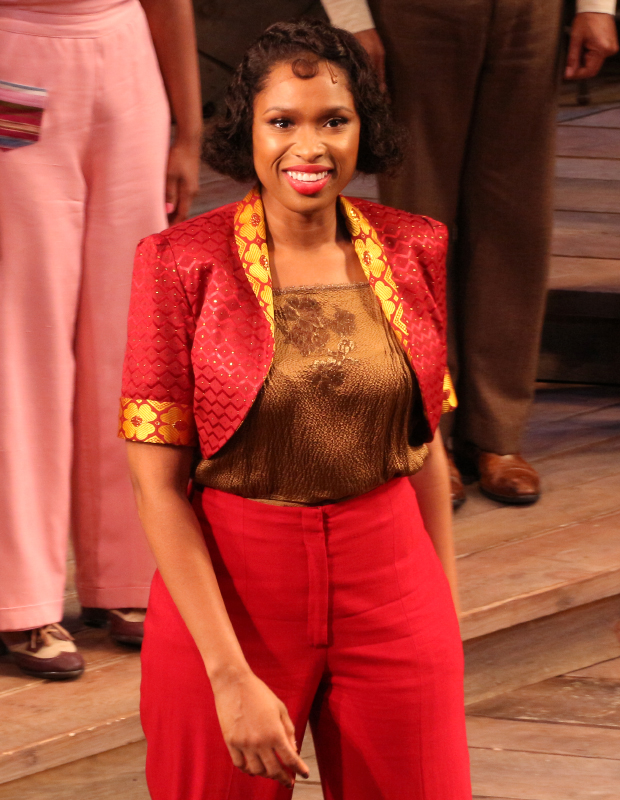 Jennifer Hudson takes her bow on the opening night of Broadway&#39;s The Color Purple.