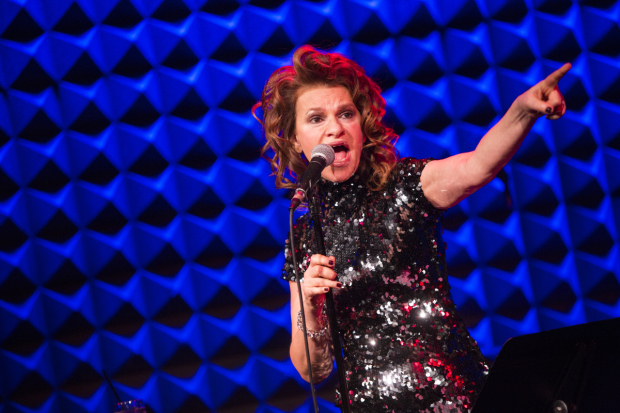 Sandra Bernhard mixes stand-up comedy, storytelling, and song in her shows. 