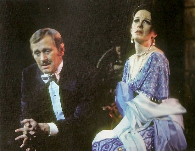 Len Cariou and Patricia Elliott in the original Broadway production of Stephen Sondheim and Hugh Wheeler&#39;s A Little Night Music.