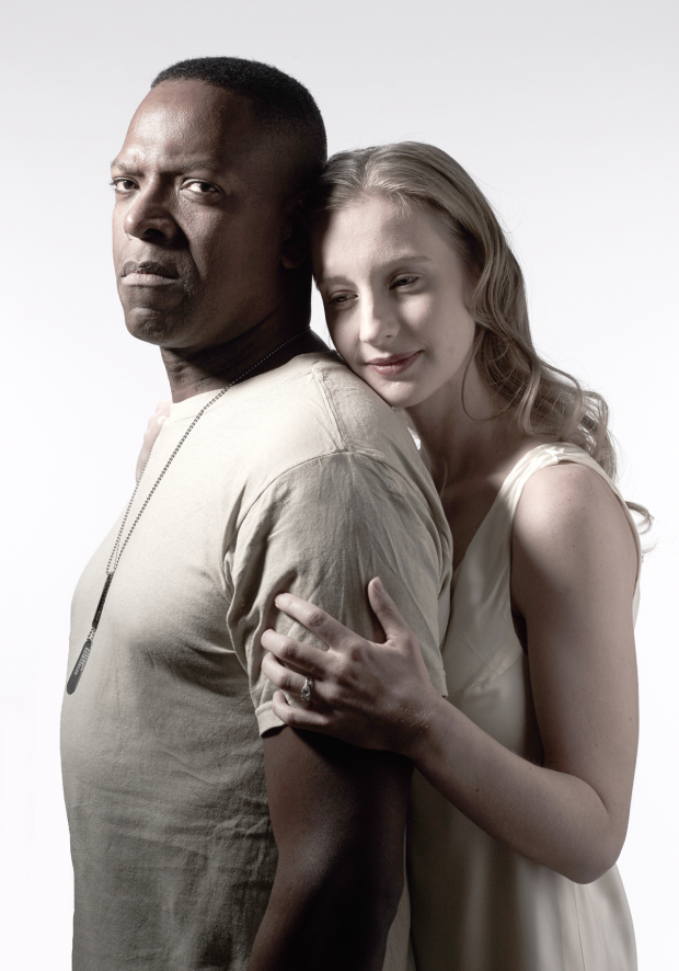 James Vincent Meredith as Othello and Bethany Jillard as Desdemona in Chicago Shakespeare Theater's production of Othello.