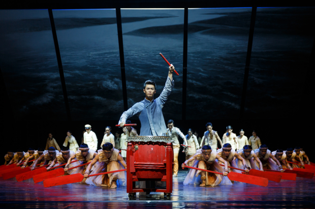 Li Xing leads the cast of Du Ming and Tang Dong&#39;s Dragon Boat Racing, directed by Zhou Liya and Han Zhen, at Lincoln Center&#39;s David H. Koch Theater.
