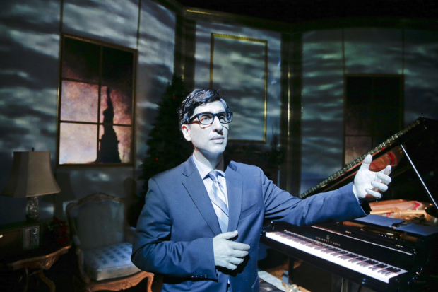 Hershey Felder plays Irving Berlin in his one-man show, which begins tonight at Mountain View Center for the Performing Arts.