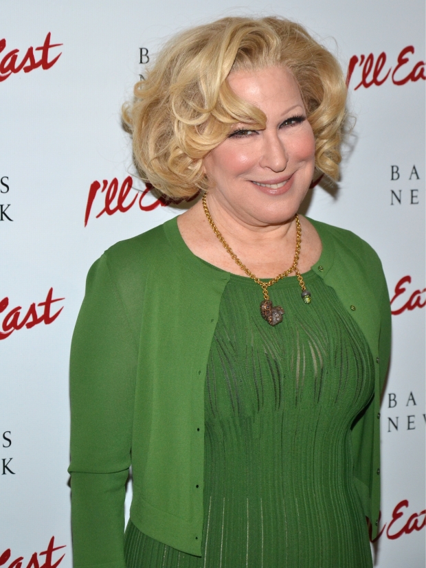 Bette Midler will return to Broadway in a 2017 revival of Hello, Dolly! directed by Jerry Zaks.