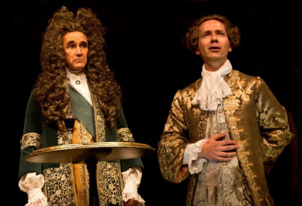 Mark Rylance as Philippe V and Iestyn Davies as Farinelli in the 2015 West End production of Farinelli and the King.