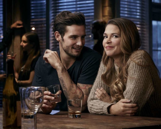 Nico Tortorella and Sutton Foster play on-again/off-again lovers on TV Land&#39;s Younger.