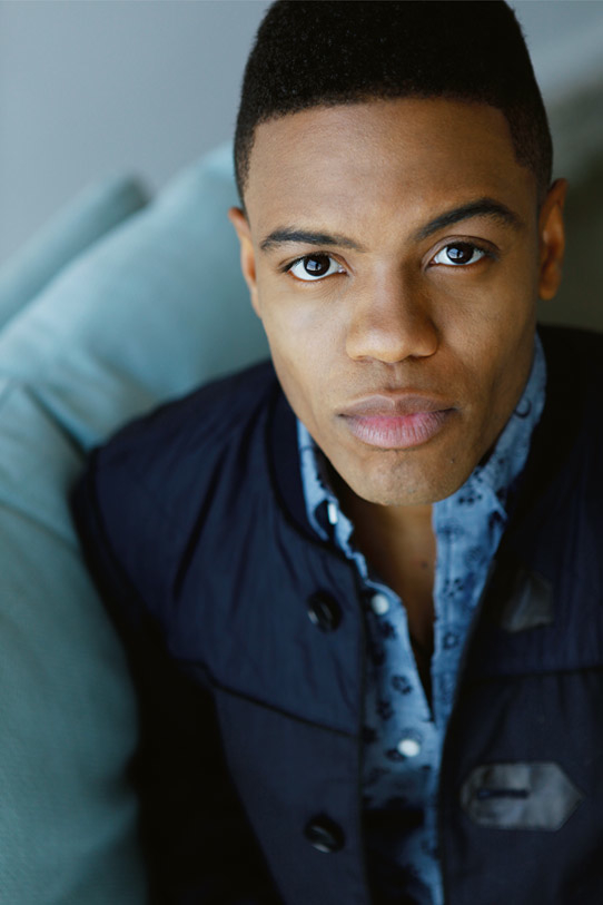 Jon Michael Hill stars as Roland in Steppenwolf Theatre&#39;s production of Constellations.