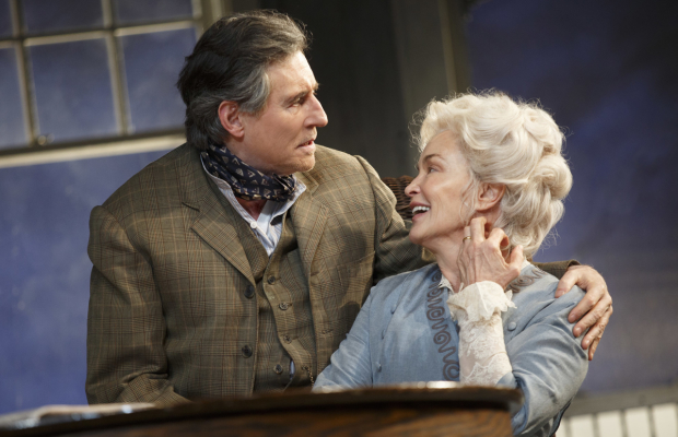 Gabriel Byrne and Jessica Lange play onstage spouses James Tyrone and Mary Tyrone.