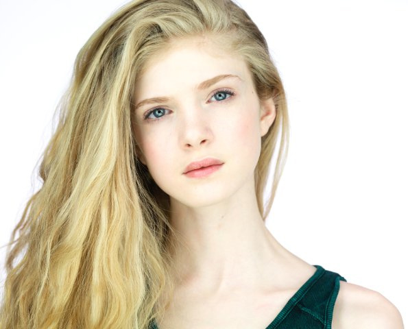 Elena Kampouris will make her Broadway debut as Cécile Volanges in Les Liaisons Dangereuses.