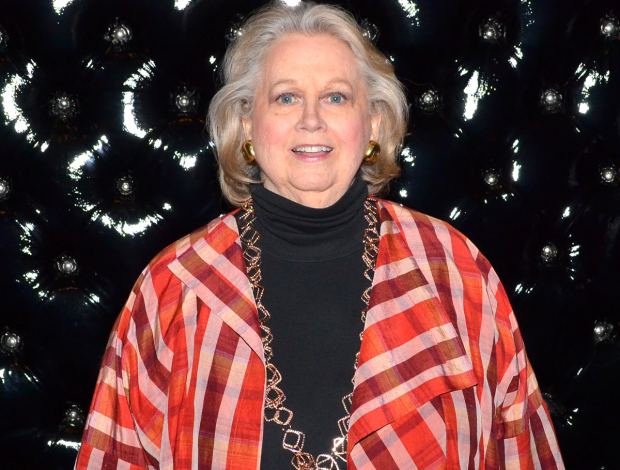 Barbara Cook will be honored by The Players with the first Helen Hayes Award.