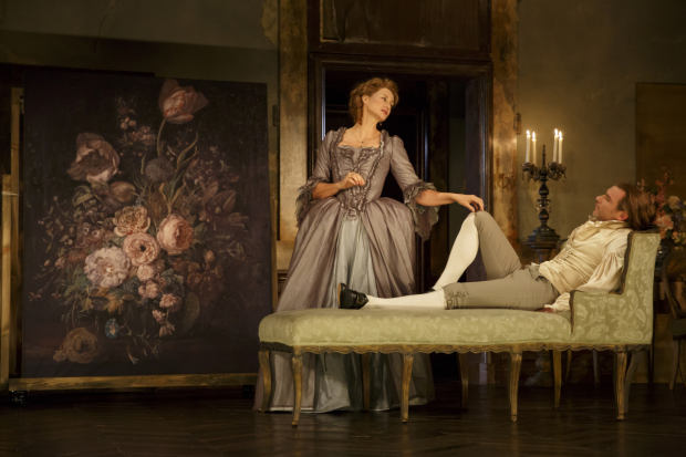 Janet McTeer plays the Marquise de Merteuil and Liev Schreiber plays the Vicomte de Valmont in Les Liaisons Dangereuses.