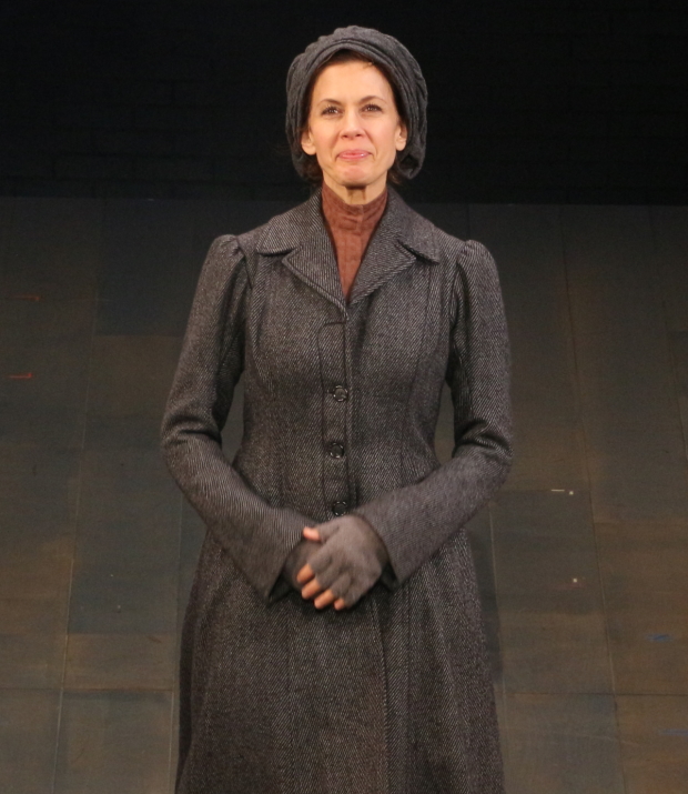 Jessica Hecht plays her last performance in Broadway&#39;s Fiddler on the Roof.