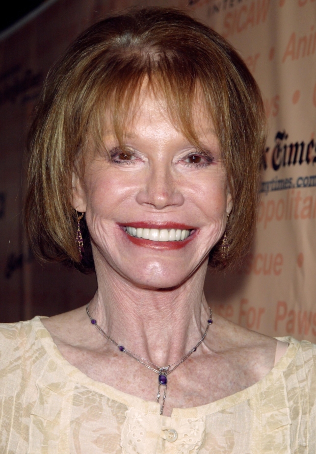 Mary Tyler Moore has died at the age of xx.