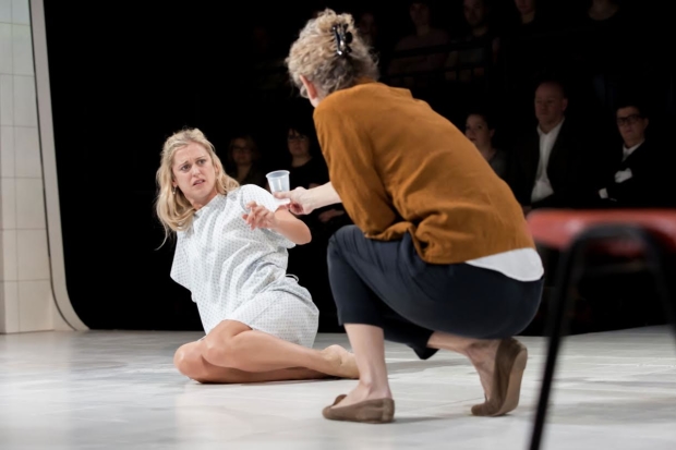 Denise Gough and Barbara Marten in the London production of Duncan Macmillan&#39;s People Places &amp; Things.