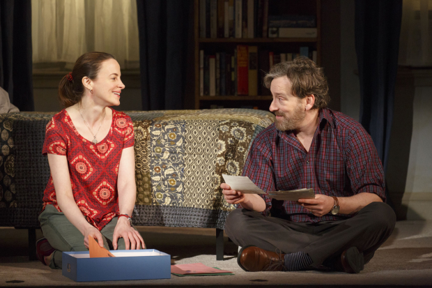 Maria Dizzia and Jeremy Shamos in Steven Levenson&#39;s If I Forget.