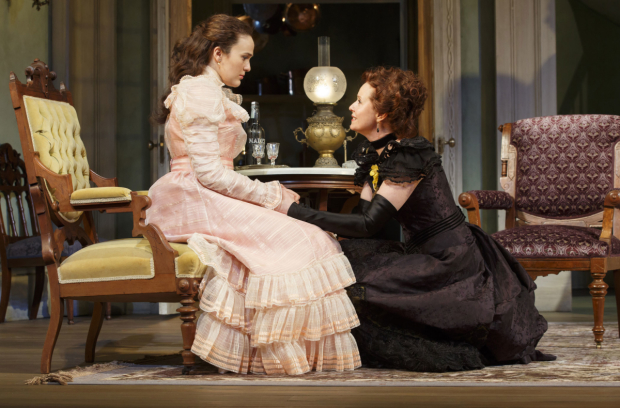 Francesca Carpanini and Cynthia Nixon in a scene from The Little Foxes, directed by Daniel Sullivan.