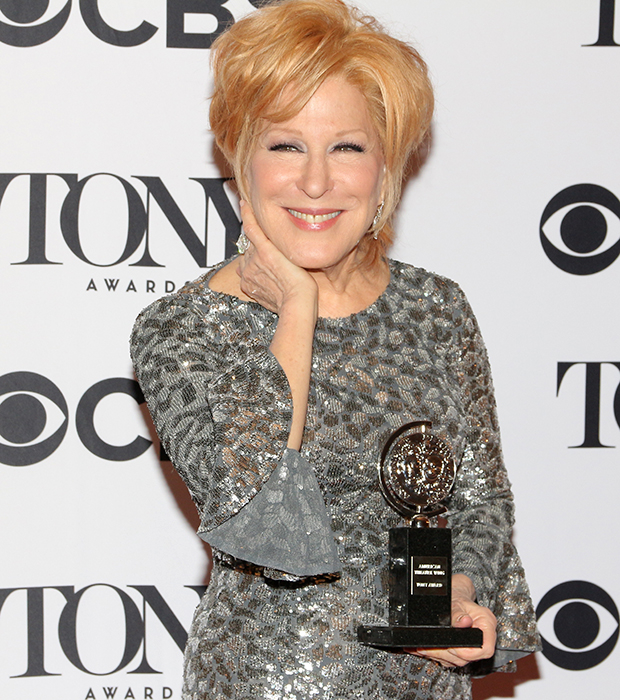 Bette Midler with her Tony Award for &#39;&#39;Hello, Dolly!&quot;&#39;