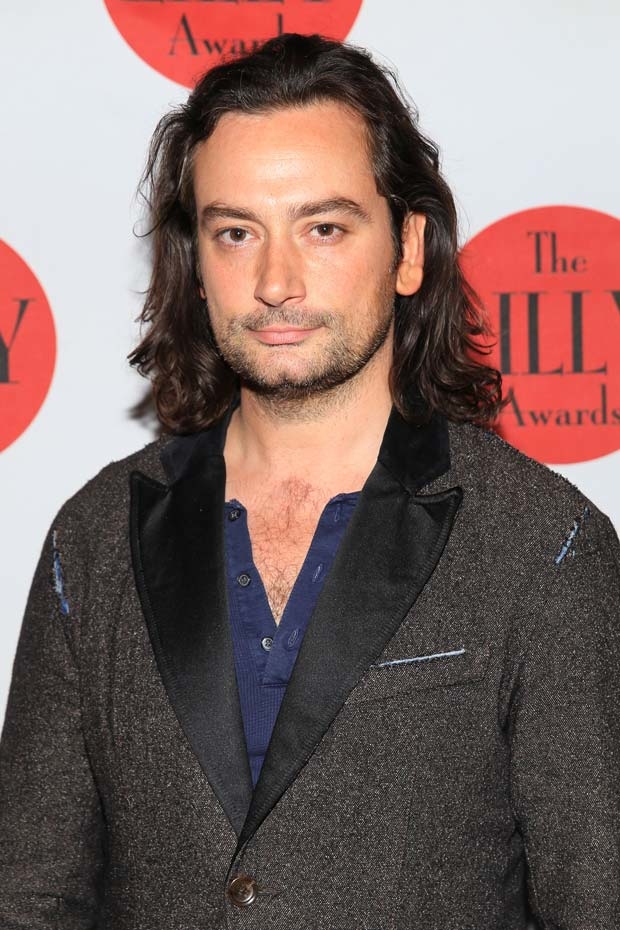 Constantine Maroulis will play Che in North Shore Music Theatre&#39;s upcoming production of Evita.