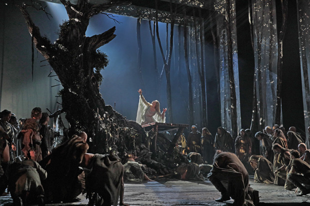 Sondra Radvanovsky (center) leads the cast of Vincenzo Bellini&#39;s Norma, directed by David McVicar, at the Metropolitan Opera.