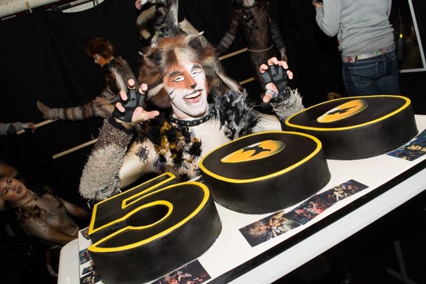 Cats celebrates 500 performances on Broadway.