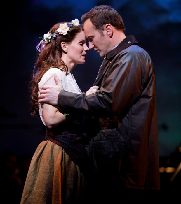 Kelli O&#39;Hara and Patrick Wilson as Fiona and Tommy in Brigadoon at New York City Center.