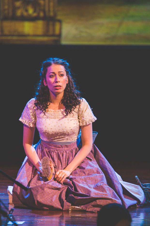Stephanie Lynne Mason stars as Mirele in the National Yiddish Theatre Folksbiene production of The Sorceress.