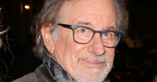 A casting call has been issued for the lead roles in Steven Spielberg&#39;s upcoming remake of West Side Story.