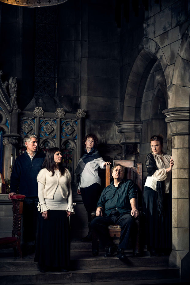 Paula Plum, Mara Sidmore, Michael Forden Walker, Jennie Israel, and Steven Barkhimer star in William Shakespeare&#39;s Richard III, directed by Robert Walsh for Actors&#39; Shakespeare Project.