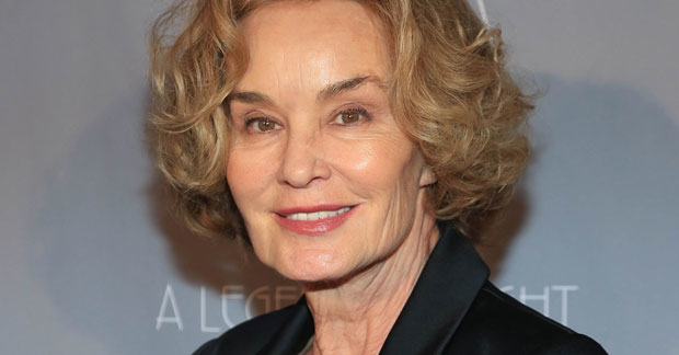 Stage and screen star Jessica Lange was honored with the Jason Robards Award for Excellence in Theatre at Roundabout Theatre Company&#39;s annual gala.