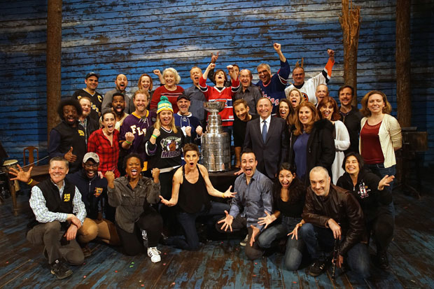 The cast of Come From Away welcomes NHL commissioner Gary Bettman and the Stanley Cup to Broadway&#39;s Schoenfeld Theatre.