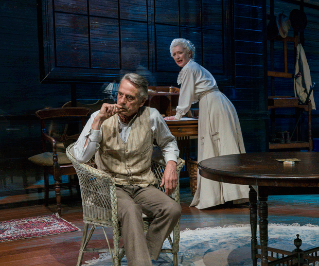 Jeremy Irons and Lesley Manville as James and Mary Tyrone.