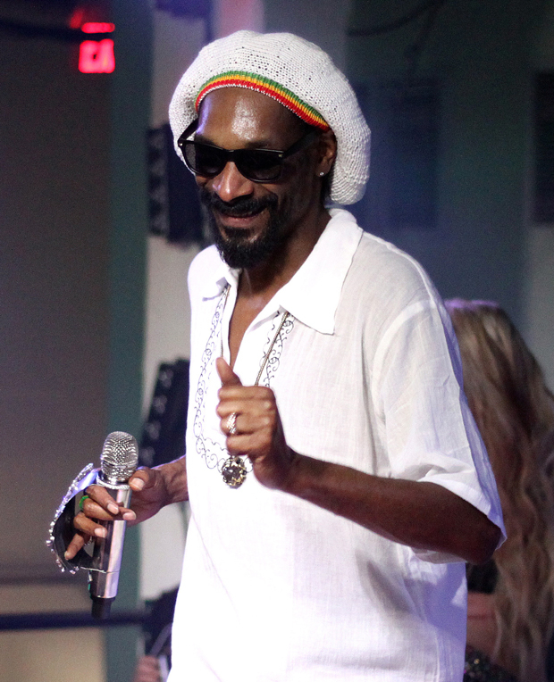 Snoop Dogg will soon be making his theatrical debut in Redemption of a Dogg.
