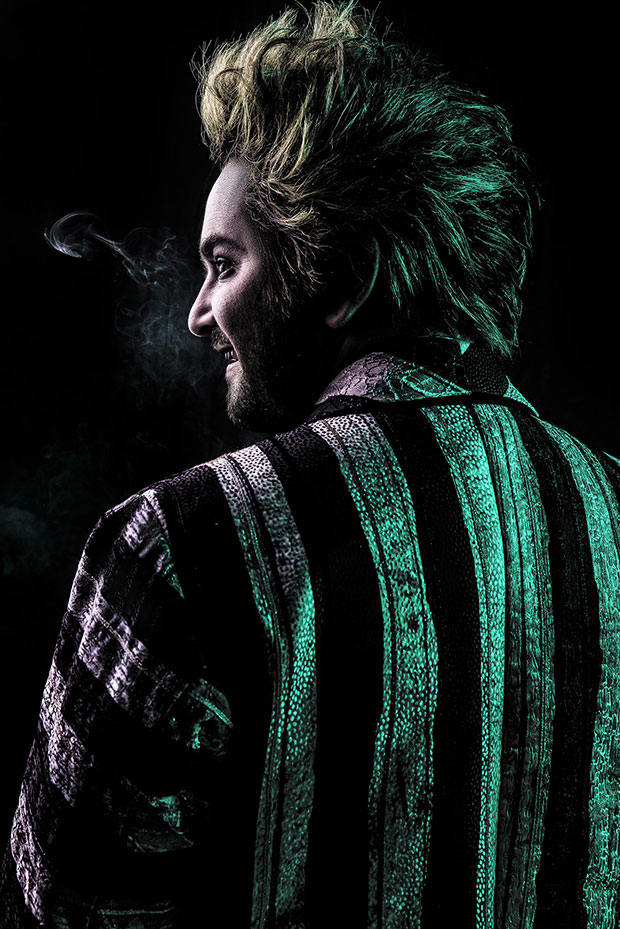 Alex Brightman stars in The National Theatre&#39;s pre-Broadway run of Beetlejuice.