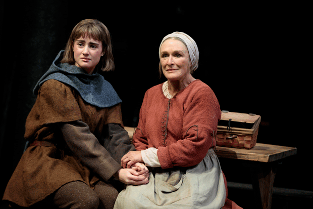 Grace Van Patten as Joan and Glenn Close as Isabelle in Jane Anderson&#39;s Mother of the Maid, directed by Matthew Penn, at the Public Theater.