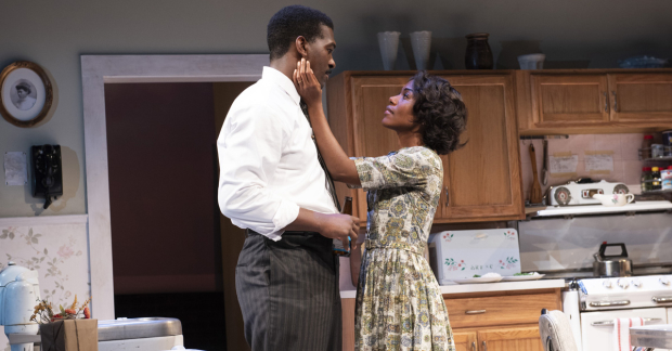 Khris Davis and DeWanda Wise in Fireflies.