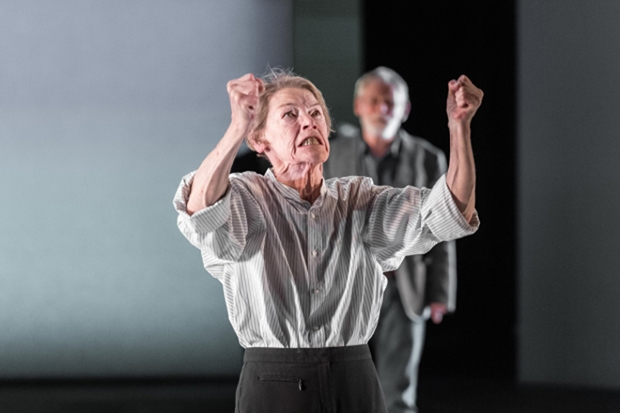 Glenda Jackson starred in King Lear at London&#39;s Old Vic in 2016. She reprises the role on Broadway in 2019 in a new production directed by Sam Gold.